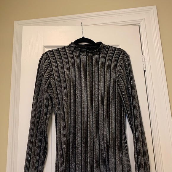 Guess Sparkly Long Sleeve - Picture 1 of 1